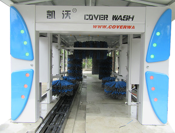 新型環繞免擦洗型全自動洗車機的特征